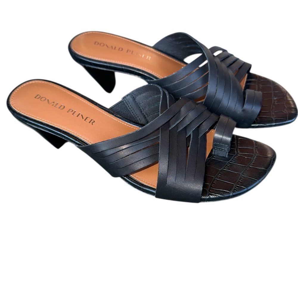 Donald Pliner Black Criss Cross Strappy Sandal Heels 9.5M
